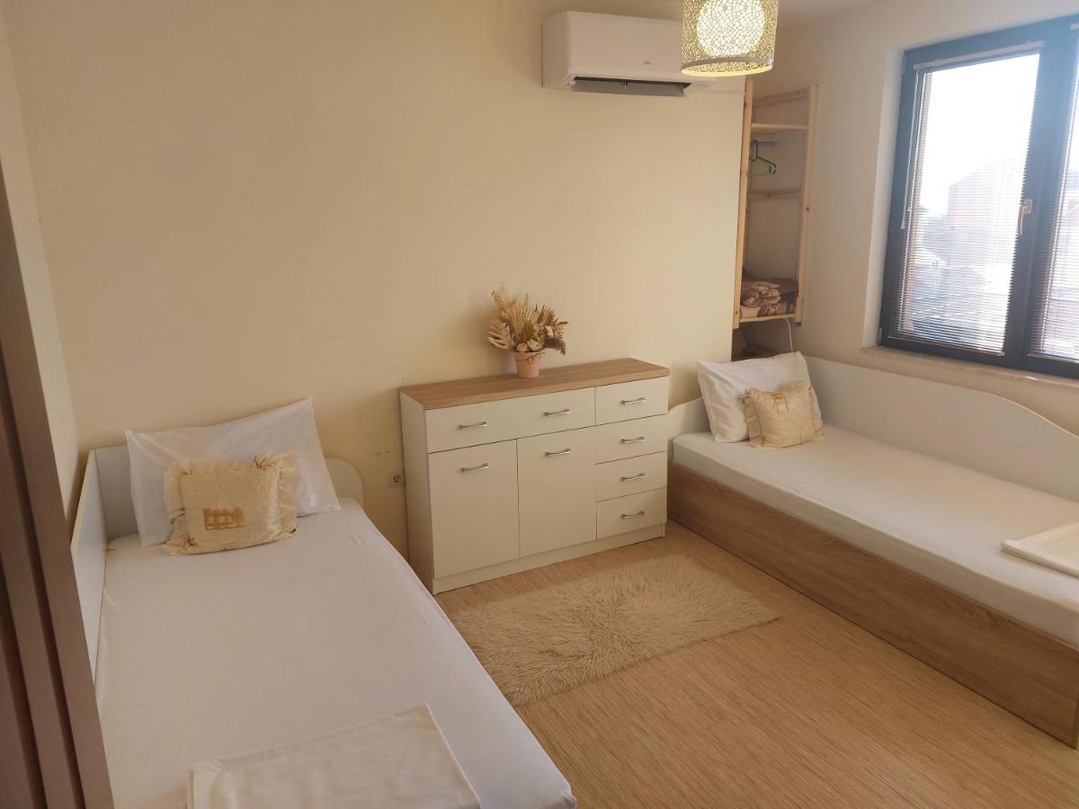 Apartament Emi Szandanszki Kültér fotó